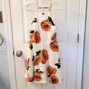 E (Hanger) M White Floral Dress - image 1